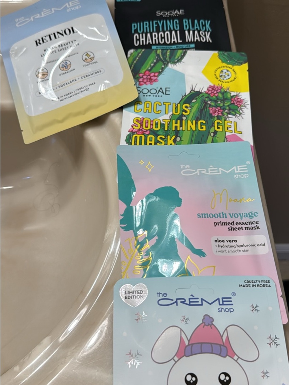 The Crème Shop Smooth Voyage Aloe Vera Sheet Mask - Teal/Pink
